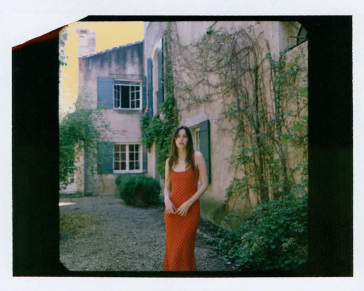 Réalisation Par Dresses^The Allegra - Aura