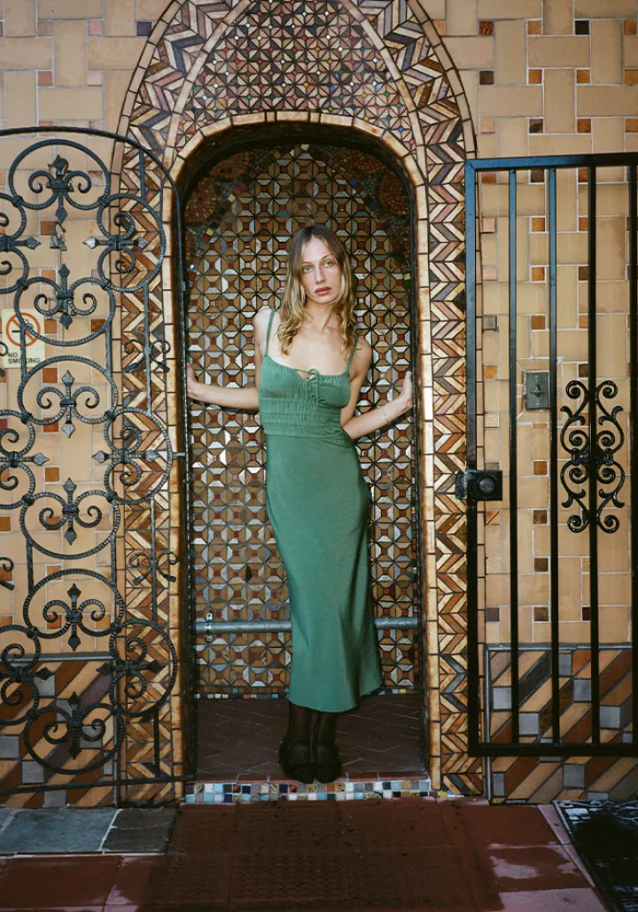 Réalisation Par Dresses^The Camille - Poison