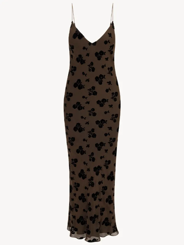 Réalisation Par Dresses^The Elvira - Allure
