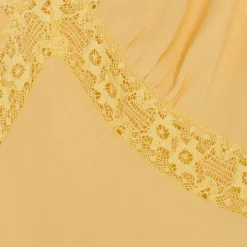 Réalisation Par Dresses^The Erin - Golden