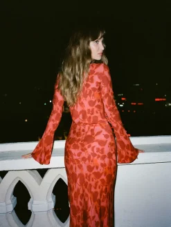 Réalisation Par Dresses^The Gia - Havana