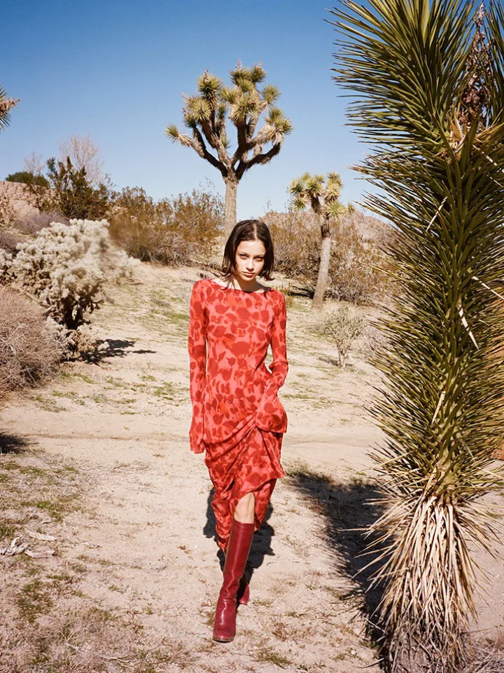 Réalisation Par Dresses^The Gia - Havana