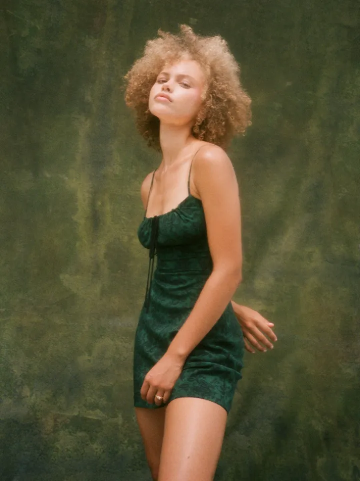 Réalisation Par Dresses^The Inez - Dazed Noir DazedNoir