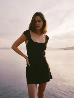 Réalisation Par Dresses^The Léa - Black