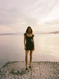 Réalisation Par Dresses^The Léa - Black