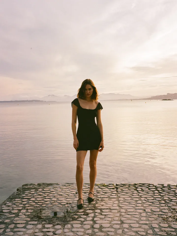 Réalisation Par Dresses^The Léa - Black