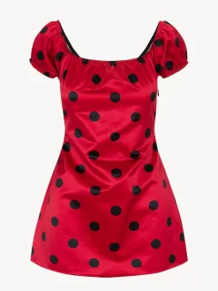 Réalisation Par Dresses^The Marissa - Ladybug