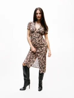 Réalisation Par Dresses^The Monica - Fantasy